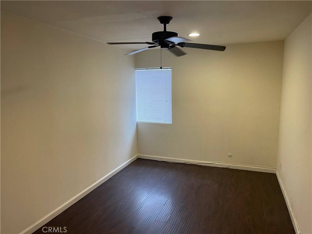 Costa Mesa, CA 92626,988 Valencia ST #4