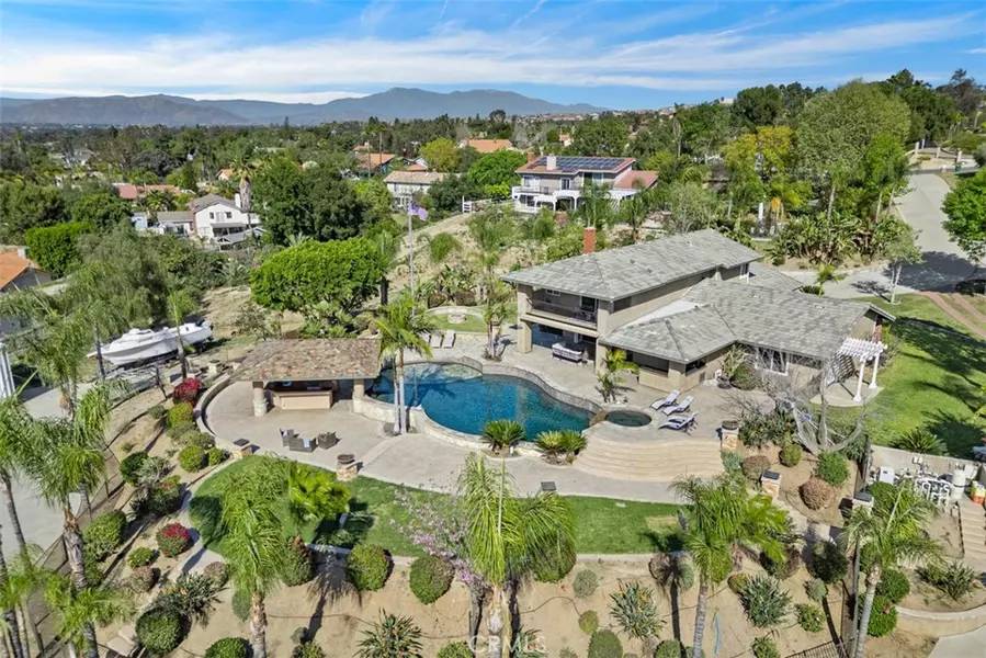 17289 Mariposa AVE, Riverside, CA 92504