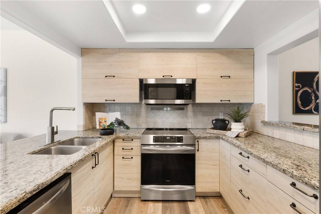 Anaheim Hills, CA 92807,740 S Crown Pointe DR
