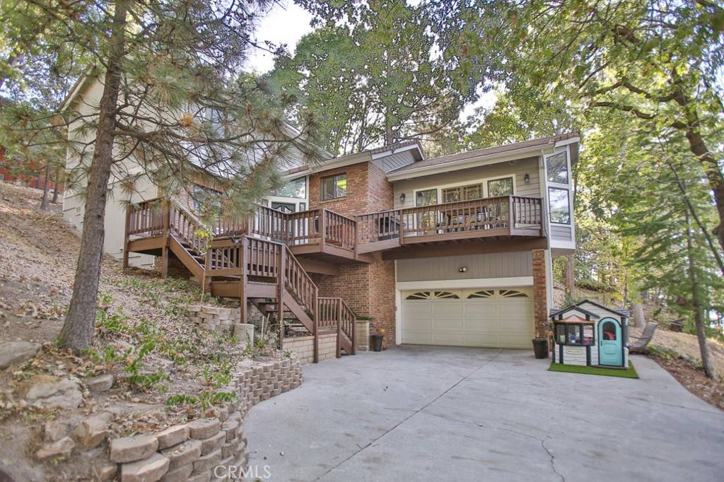Running Springs, CA 92382,30137 Pixie DR