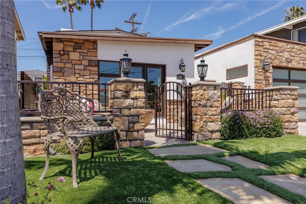 San Clemente, CA 92672,226 Avenida Monterey