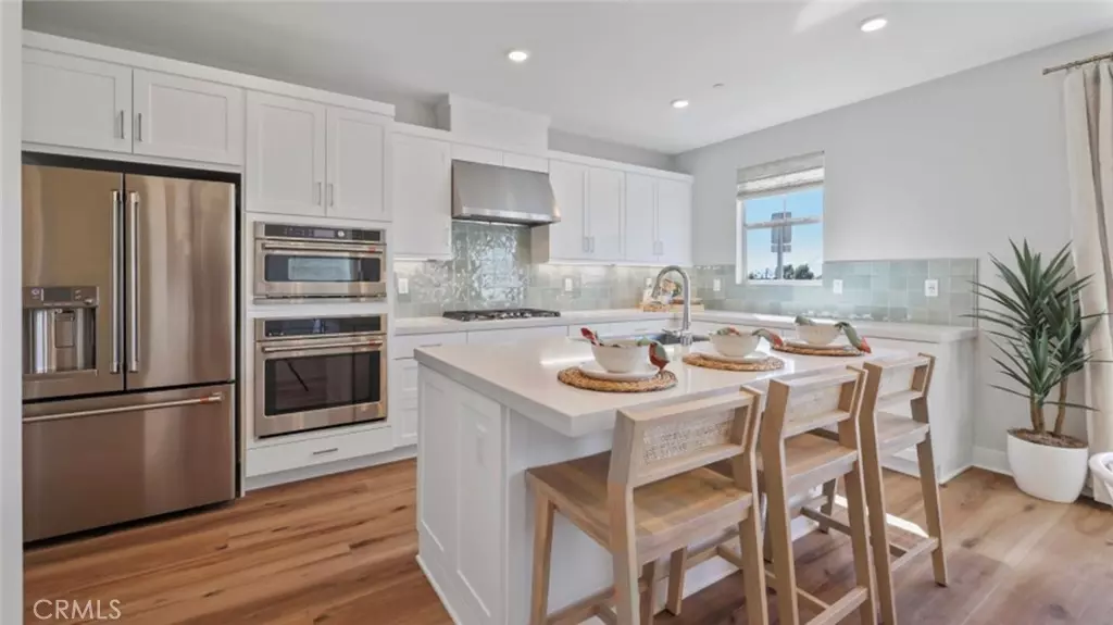 Camarillo, CA 93010,732 Edward Scholle DR