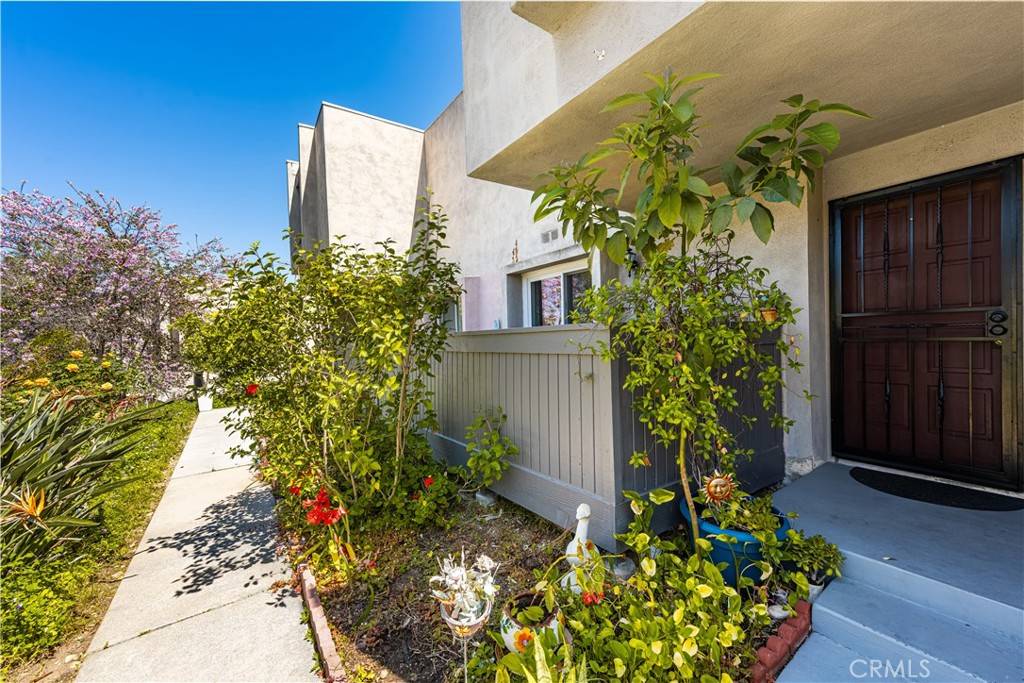Montebello, CA 90640,1704 Mountain Terrace LN