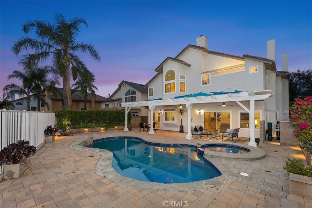 Rancho Santa Margarita, CA 92679,21495 Silvertree LN