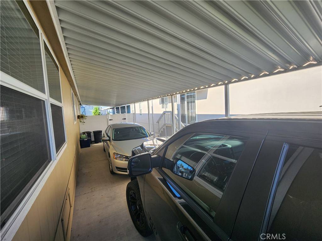 Fountain Valley, CA 92708,105 Crow LN