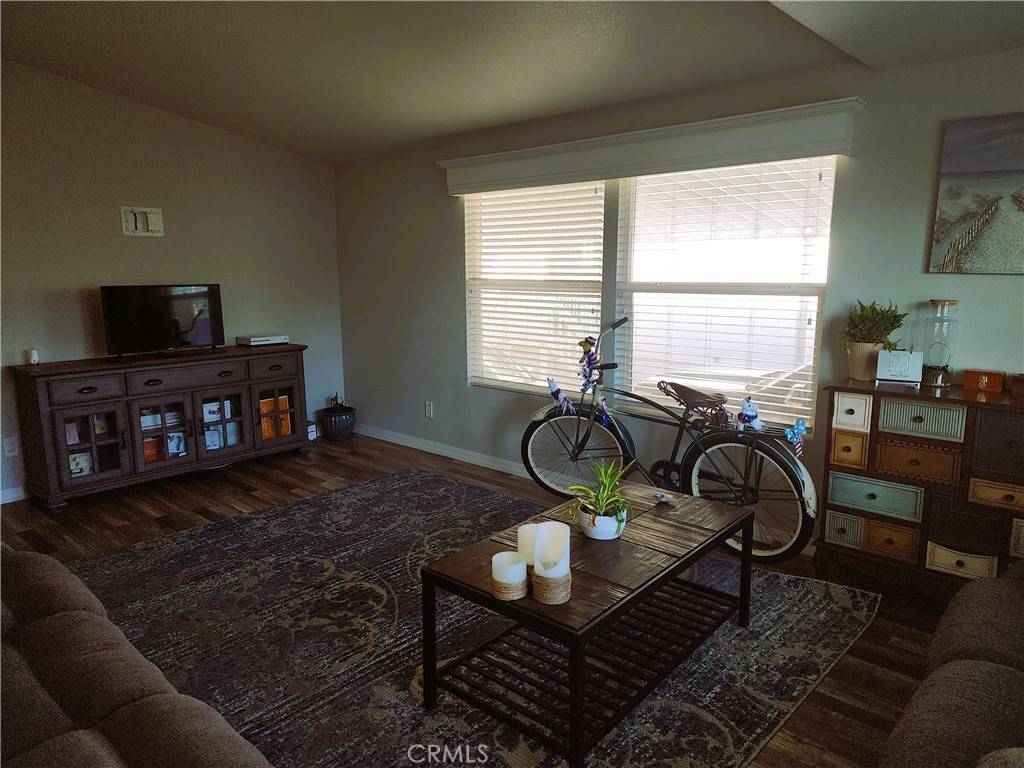Fountain Valley, CA 92708,105 Crow LN