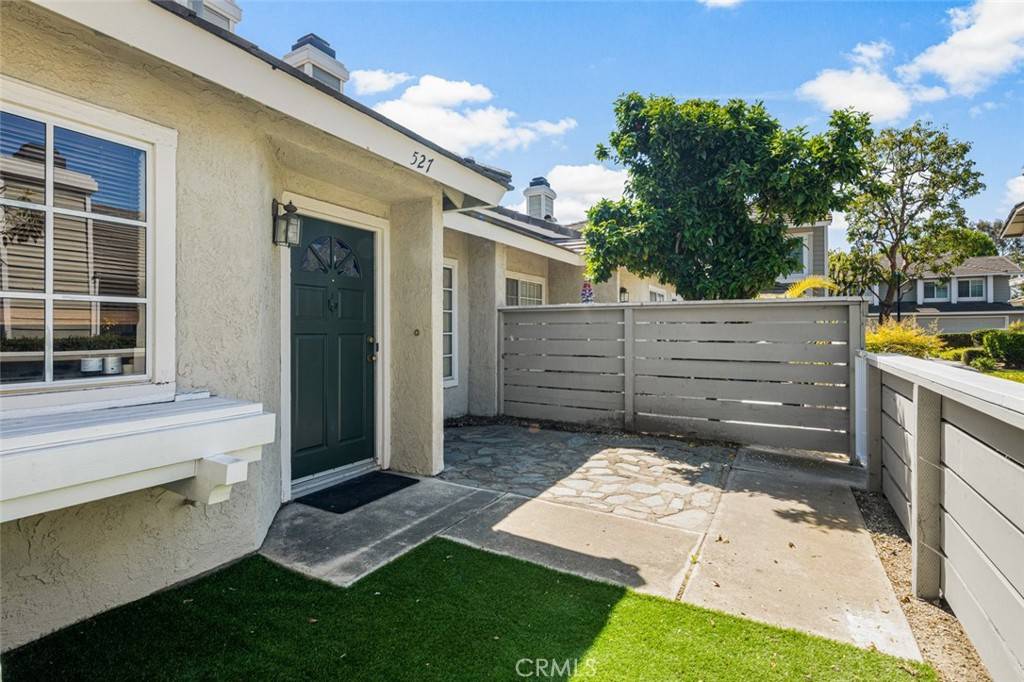 Anaheim, CA 92801,527 N Dartmouth WAY #40
