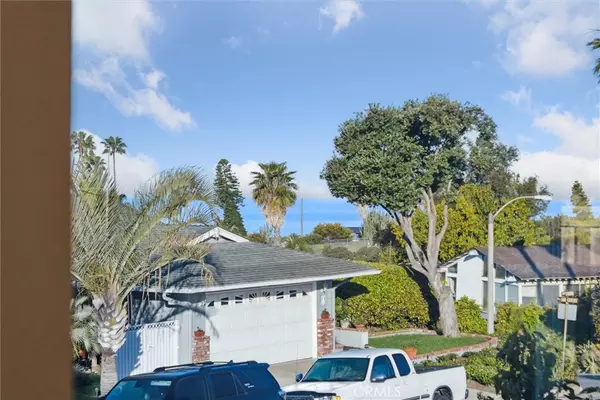 San Clemente, CA 92672,214 Calle Sonora