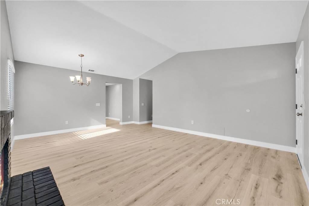Adelanto, CA 92301,10834 Dove LN