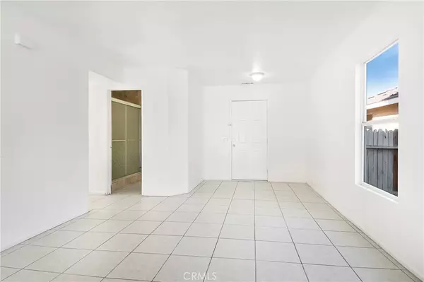 Victorville, CA 92394,14470 Green River RD