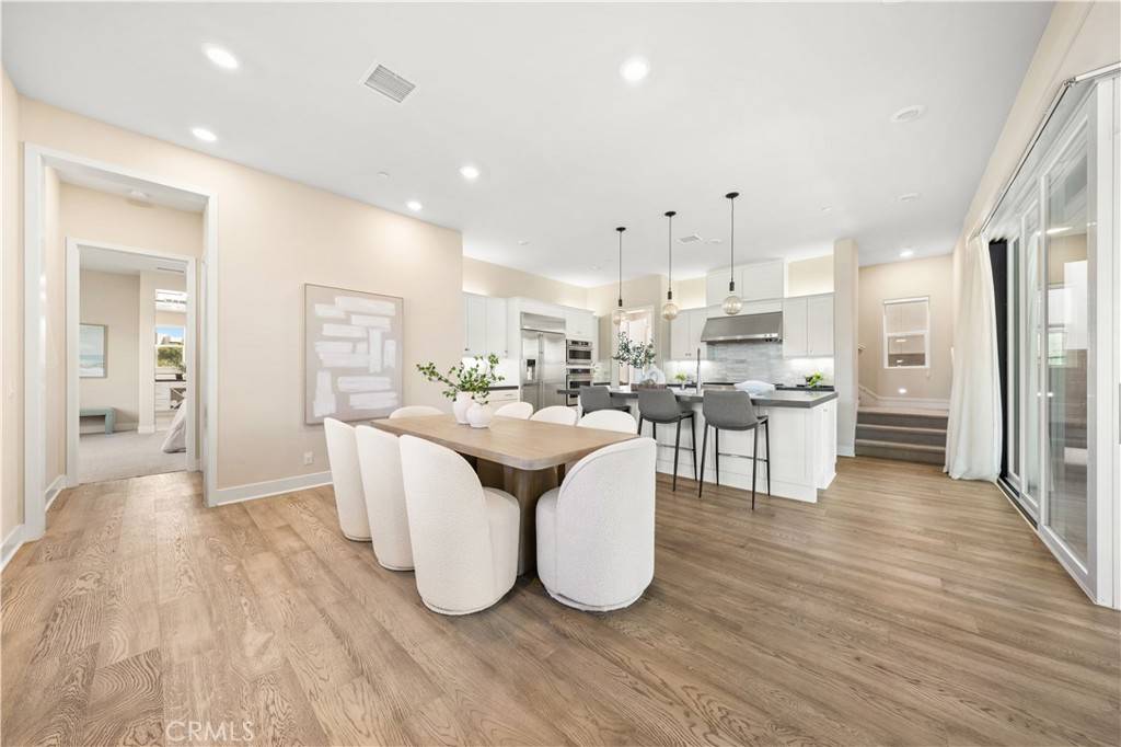 Irvine, CA 92618,121 Pastel