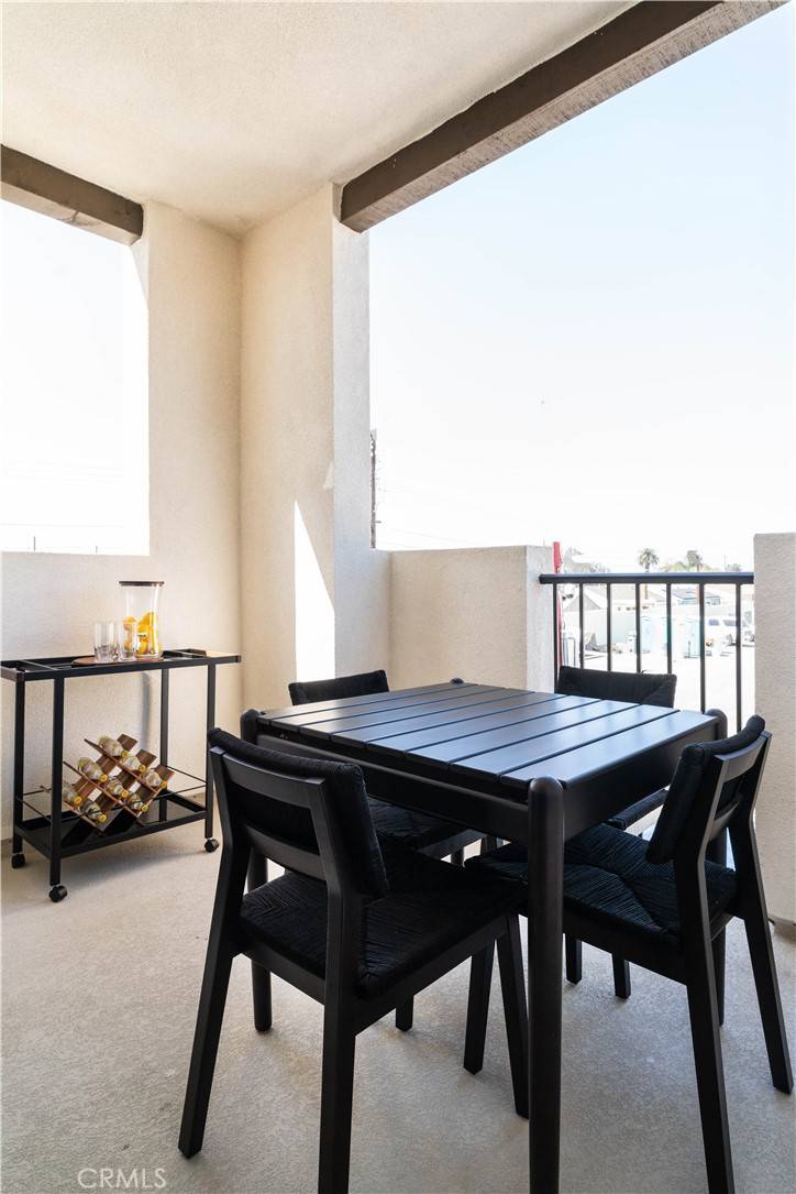 Claremont, CA 91711,107 Evergreen LN