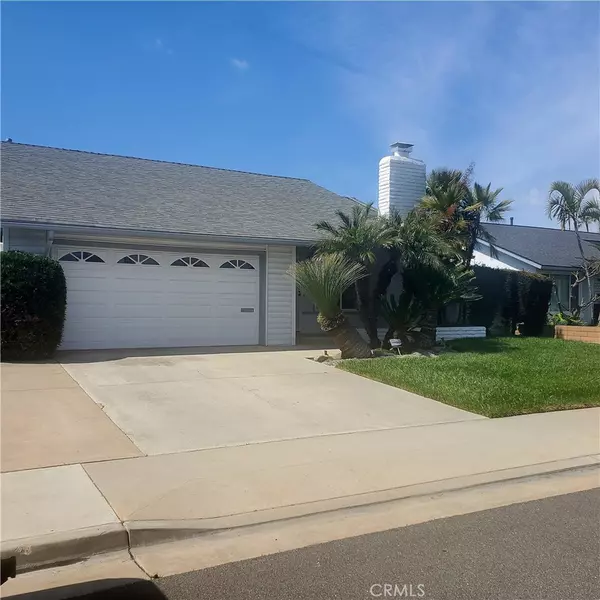 Huntington Beach, CA 92647,16791 Leafwood CIR