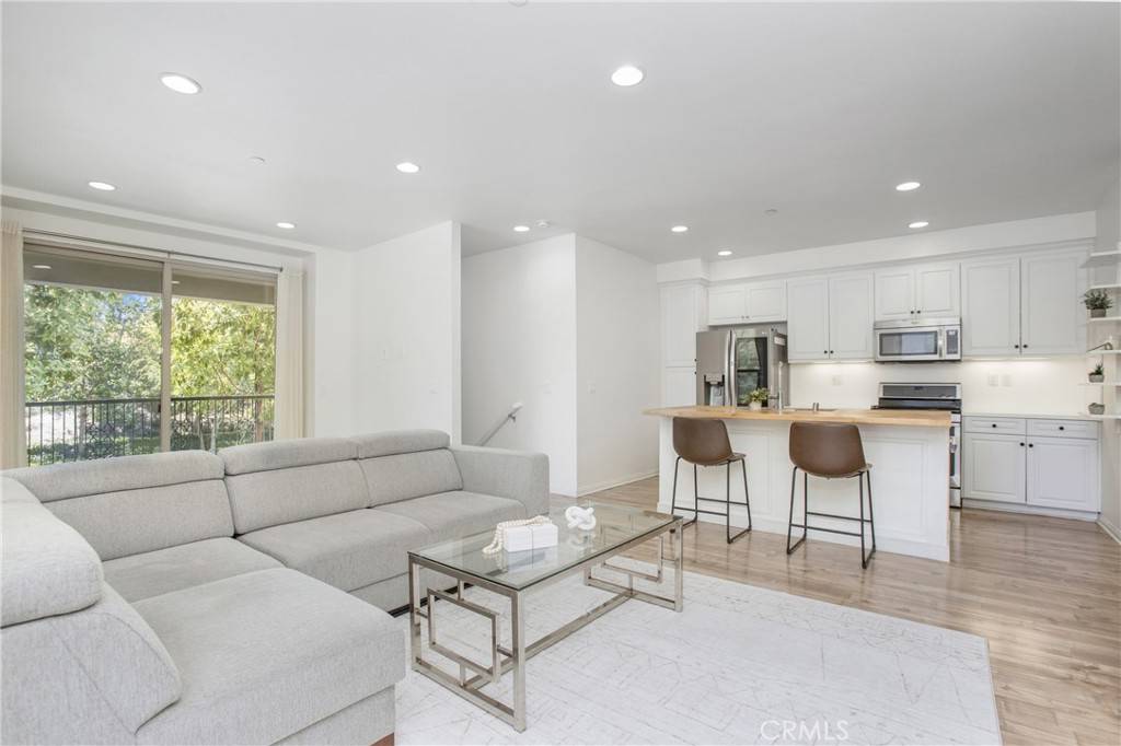 201 Native, Irvine, CA 92618