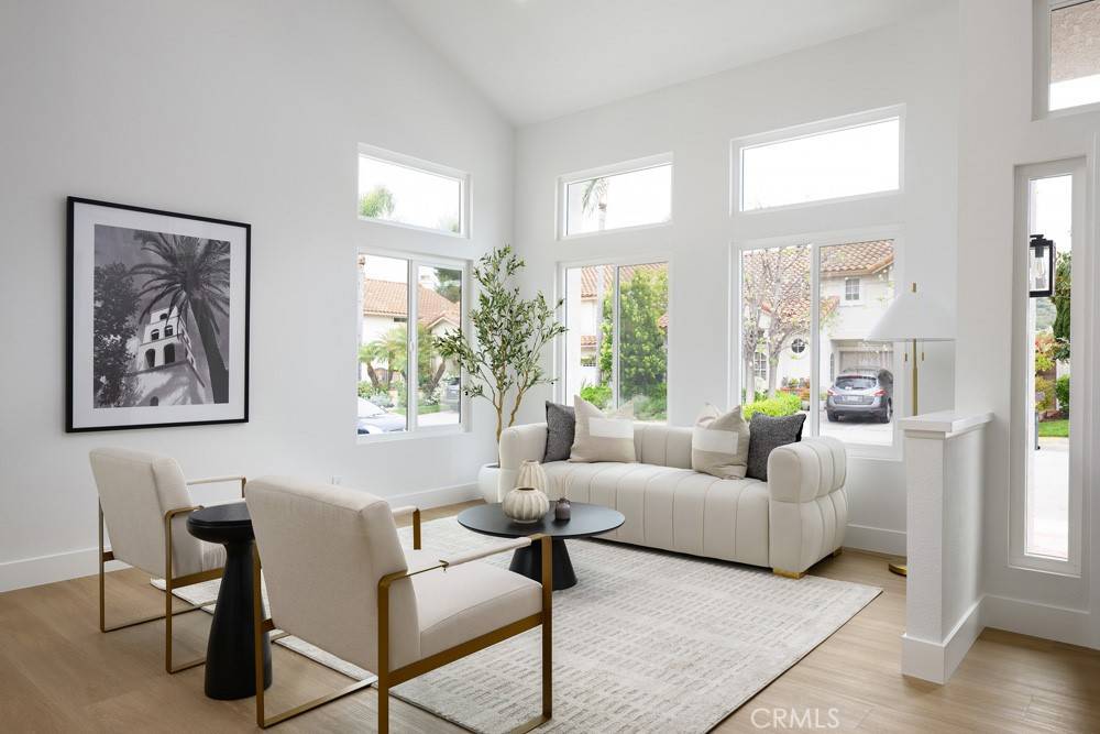 Laguna Niguel, CA 92677,24411 Kings View