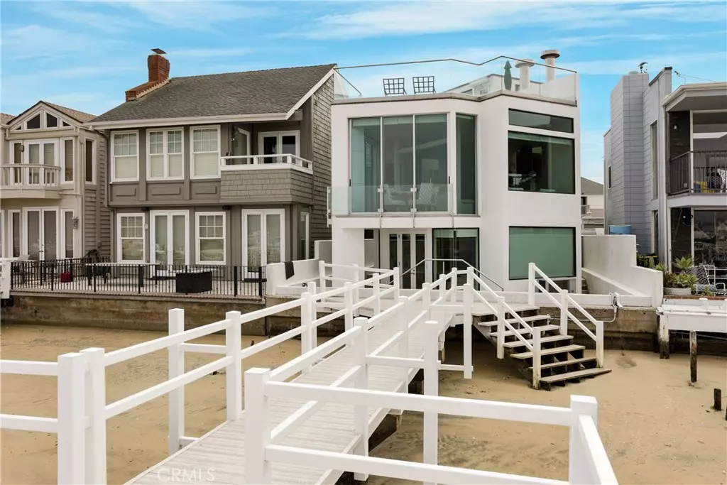 Newport Beach, CA 92661,1008 E Balboa BLVD