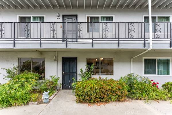 Long Beach, CA 90805,5530 Ackerfield AVE #403