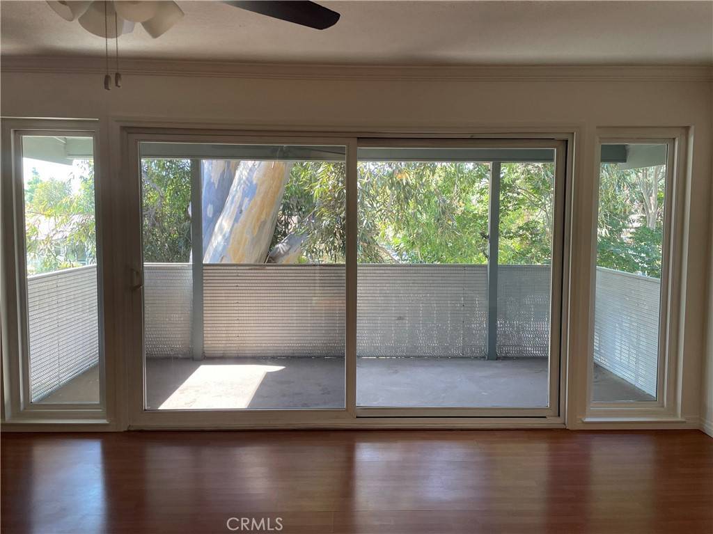 Laguna Woods, CA 92637,126 Avenida Majorca #N