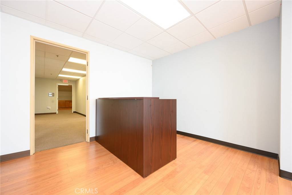 Fountain Valley, CA 92708,17971 Euclid ST