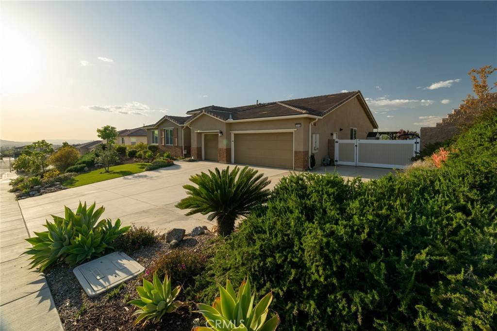 Riverside, CA 92508,18182 Bissel DR