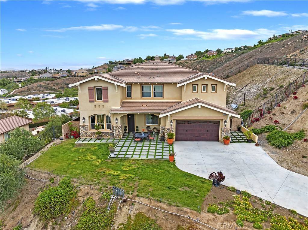 Riverside, CA 92503,16418 Village Meadow DR
