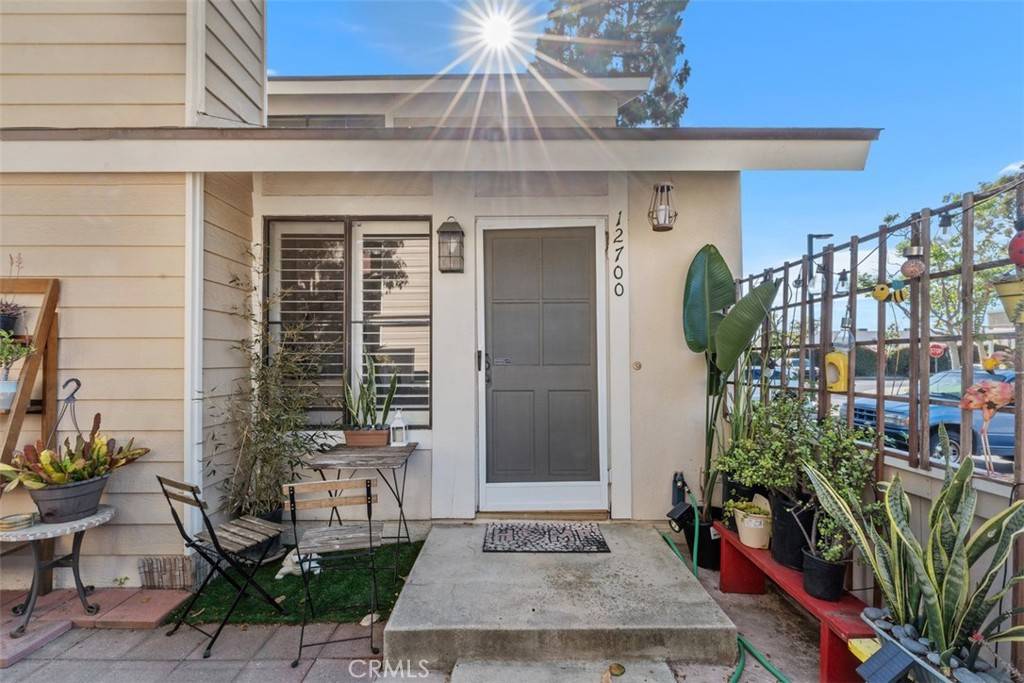 Stanton, CA 90680,12700 Fallbrook WAY