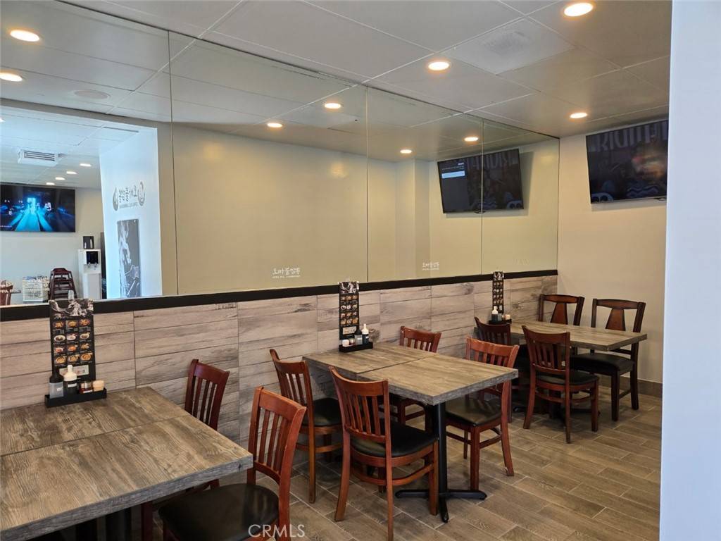 Garden Grove, CA 92844,9711 Garden Grove Blvd