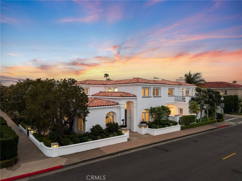 Newport Beach, CA 92663,711 Via Lido Nord