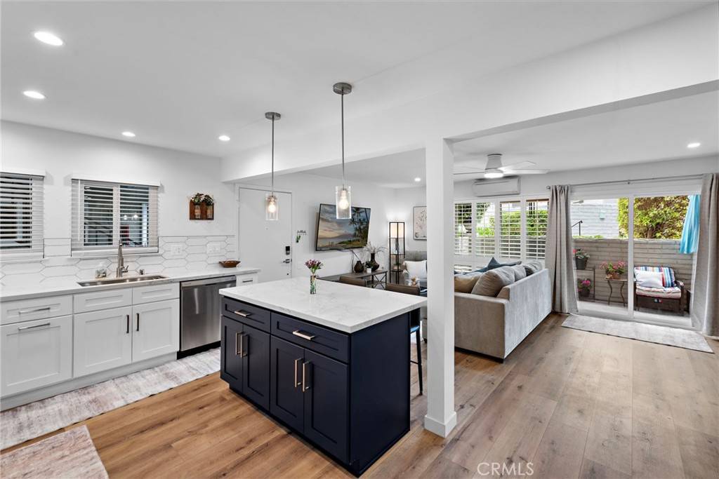 2134 Via Puerta #D, Laguna Woods, CA 92637