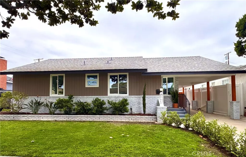 Long Beach, CA 90808,5151 E Walkerton ST