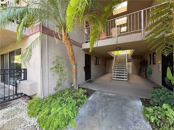 851 Ronda Mendoza #B, Laguna Woods, CA 92637