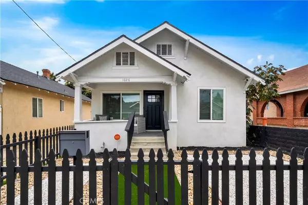 1026 W 3rd ST, Santa Ana, CA 92703