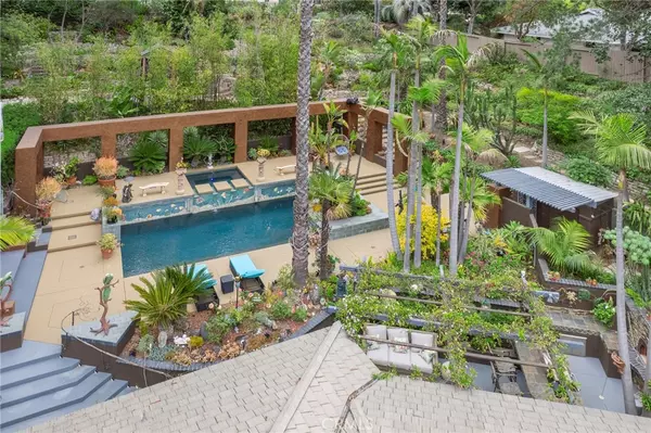 North Tustin, CA 92705,9885 Deerhaven DR
