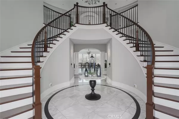 Yorba Linda, CA 92887,21895 Heatheridge DR