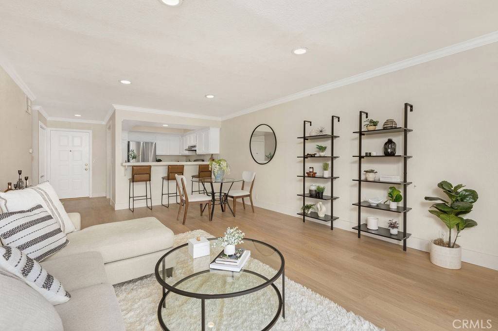 Signal Hill, CA 90755,2599 Walnut Ave unit #330