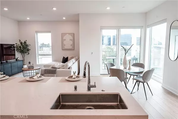 Irvine, CA 92612,1509 Rivington