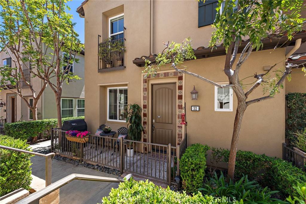 Aliso Viejo, CA 92656,32 Playa CIR #F
