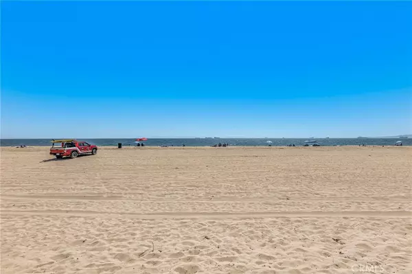 16887 S Pacific AVE, Sunset Beach, CA 90742