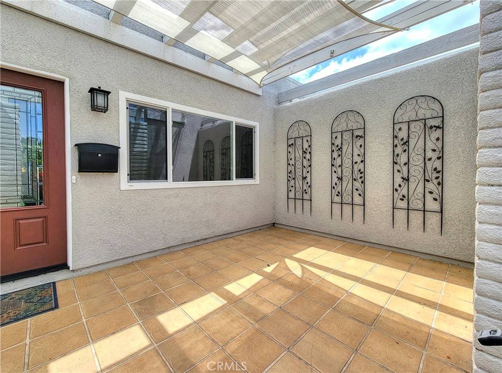 Laguna Woods, CA 92637,2004 Via Mariposa W. #B