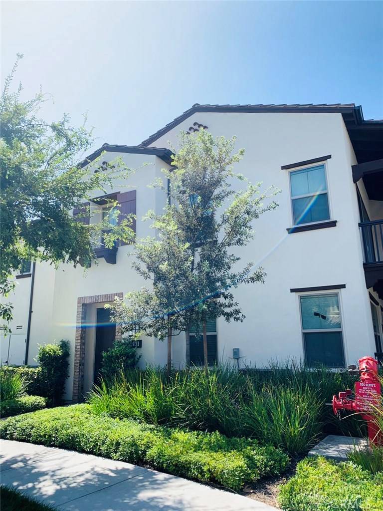 Irvine, CA 92620,148 Damsel