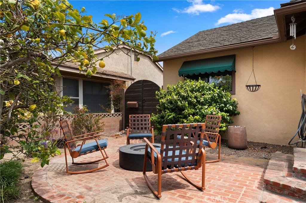 Huntington Beach, CA 92648,716 13th ST