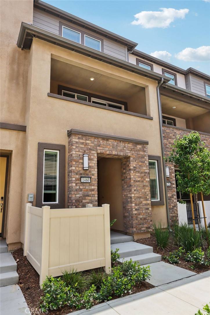 Pomona, CA 91768,1460 Stratus DR