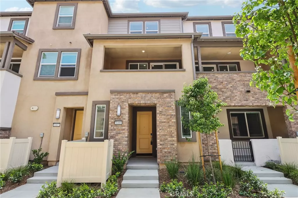 Pomona, CA 91768,1460 Stratus DR