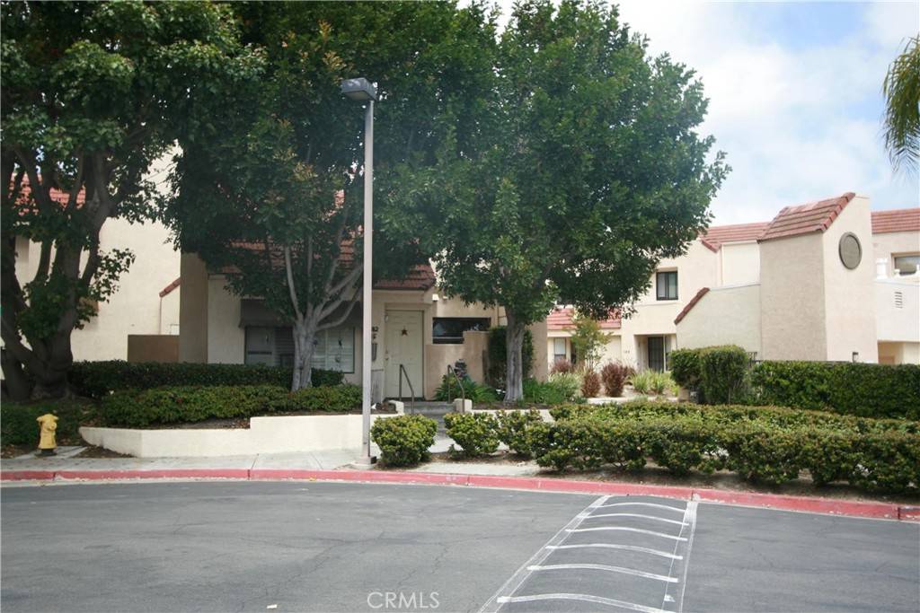 Laguna Niguel, CA 92677,82 Largo ST
