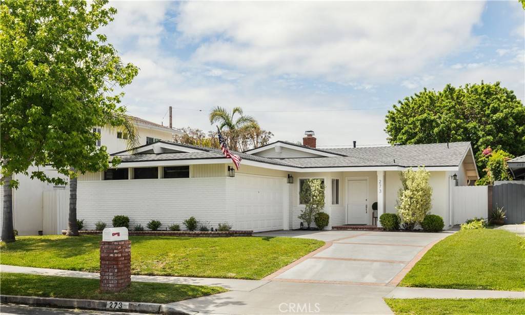 273 Albert PL, Costa Mesa, CA 92627