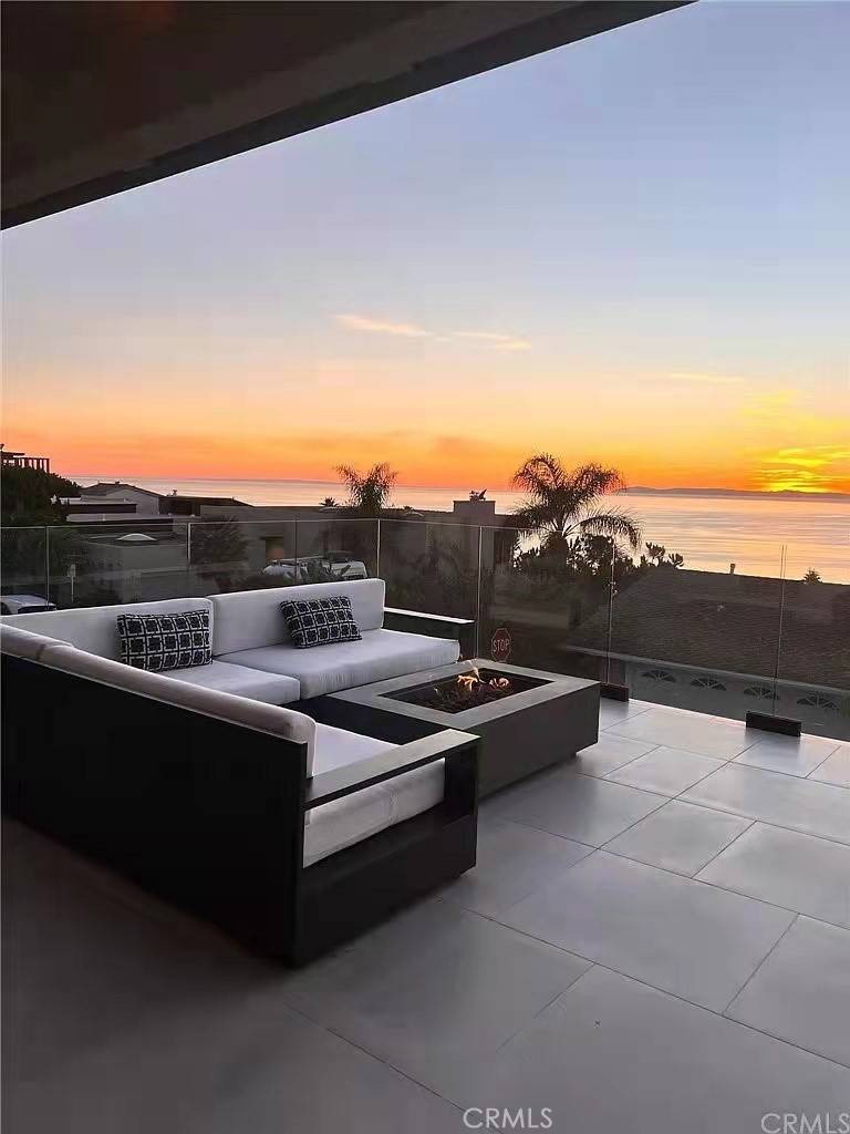 Laguna Beach, CA 92651,1220 Ensenada AVE