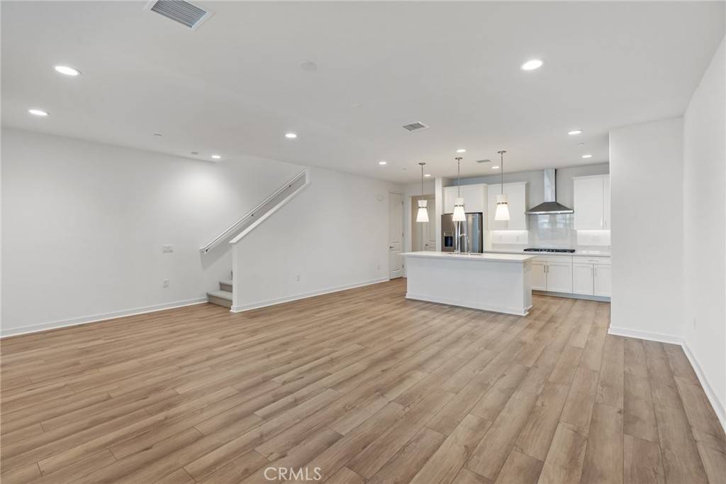 Irvine, CA 92618,137 Culture