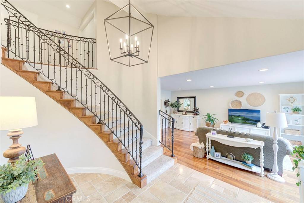Mission Viejo, CA 92691,26752 Magdalena LN