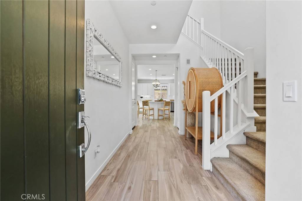 Lake Forest, CA 92630,74 Fuchsia