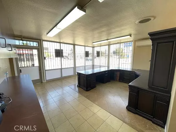 Long Beach, CA 90806,800 W Willow ST